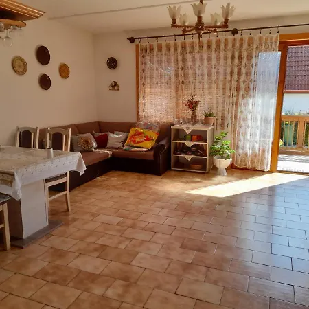Harmonia Vendeghaz 100 Meterre Az Igali Gyogyfuerdotol Apartment Exterior foto