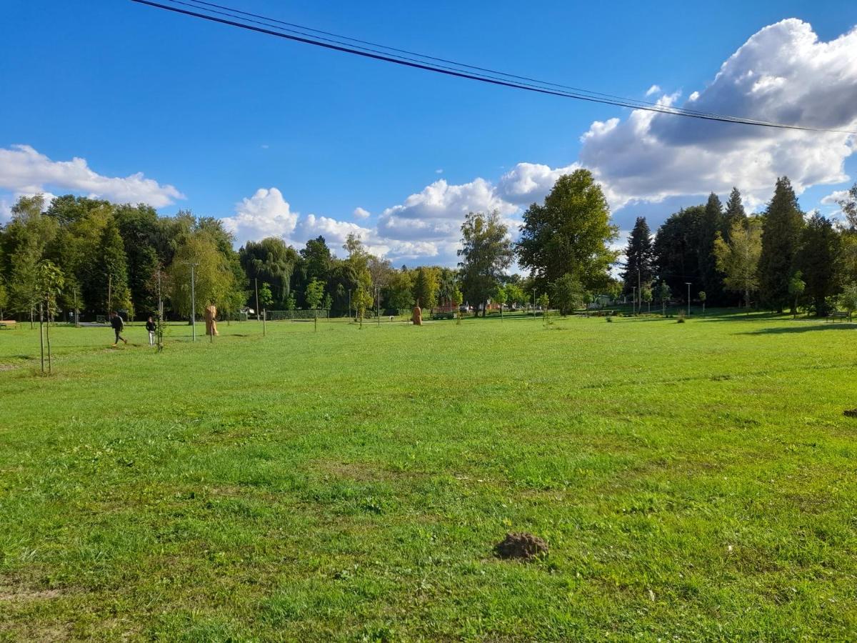 Harmonia Vendeghaz 100 Meterre Az Igali Gyogyfuerdotol