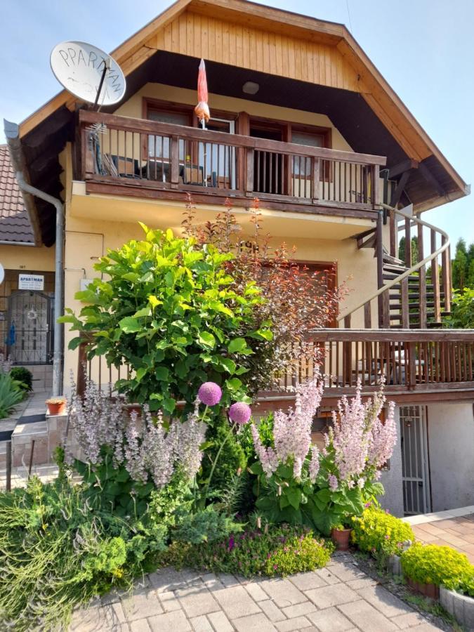 Harmonia Vendeghaz 100 Meterre Az Igali Gyogyfuerdotol Apartment *