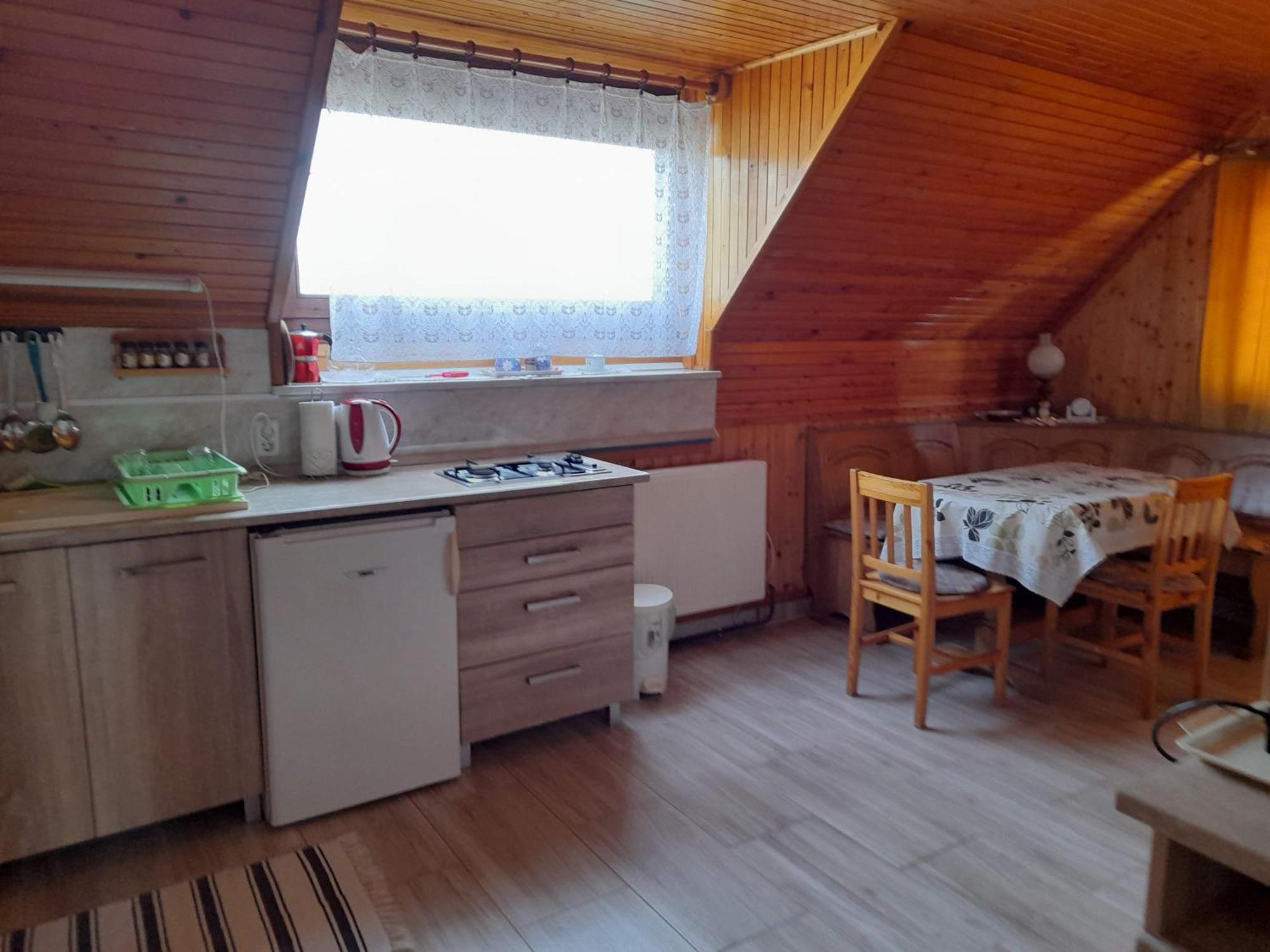 Apartment Harmonia Vendeghaz 100 Meterre Az Igali Gyogyfuerdotol *